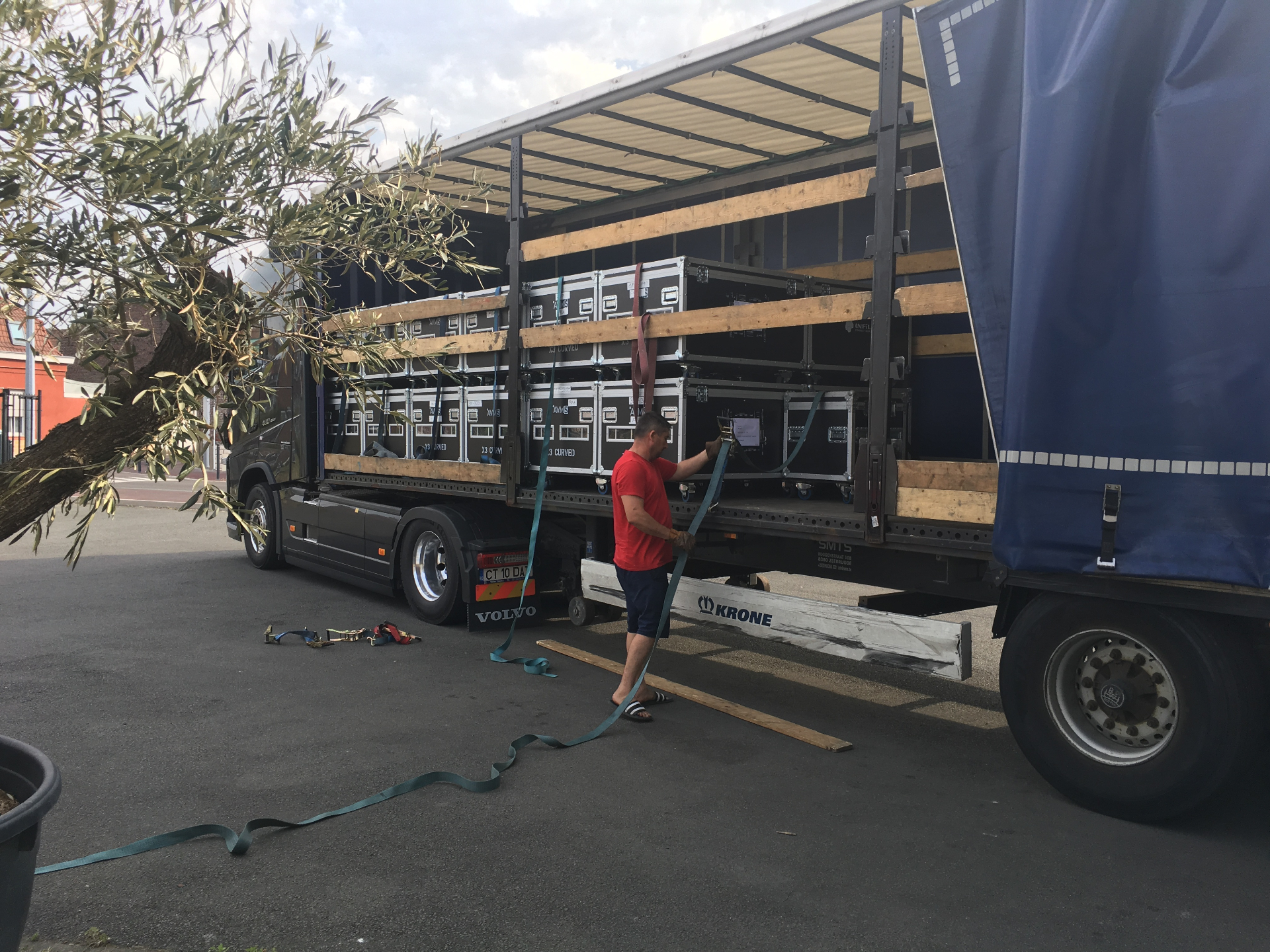 PIXELRENT - LED Screen Technology